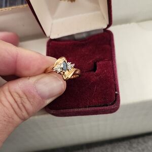 Elegant Gold and Silver Women's Ring